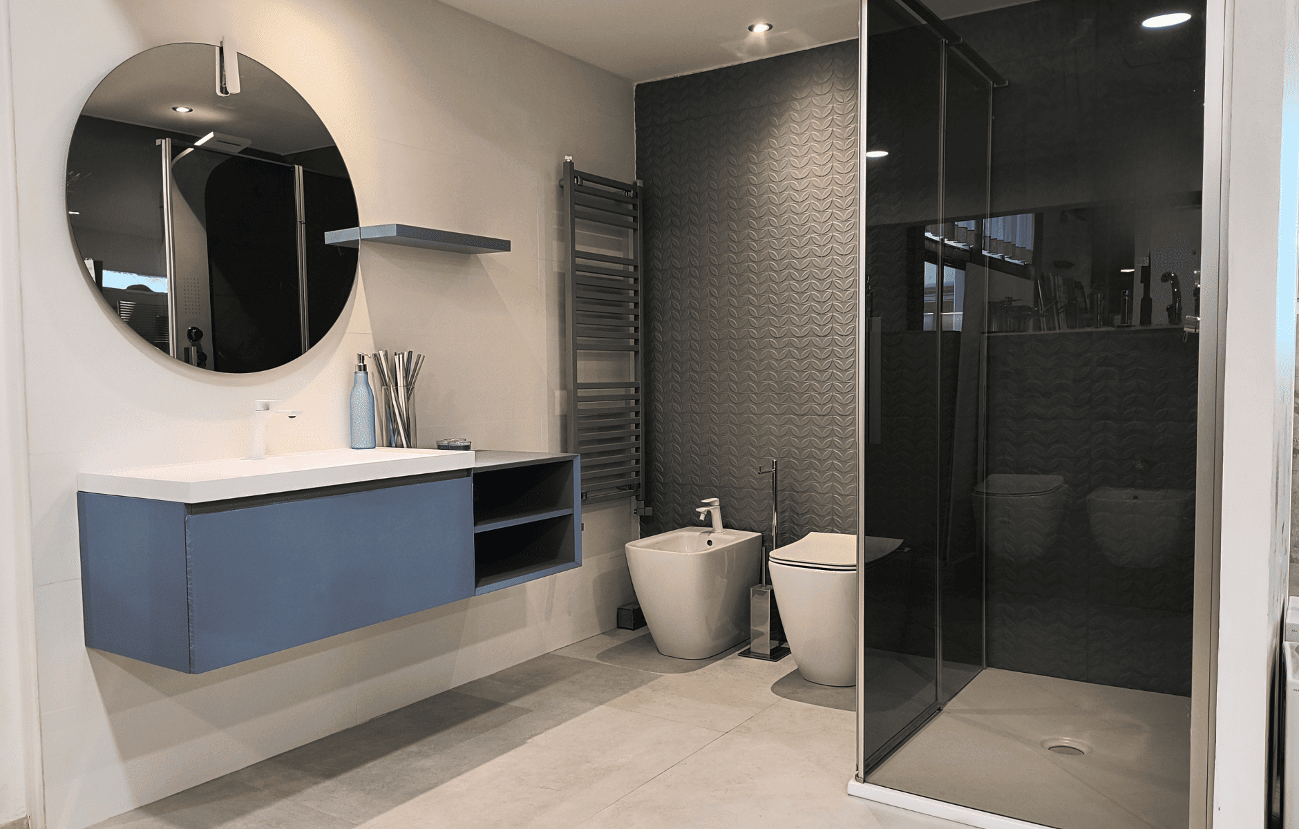 Ambientazione Bagno con Rivestimenti tridimensionali 3D presso SILLA Forlì (1)