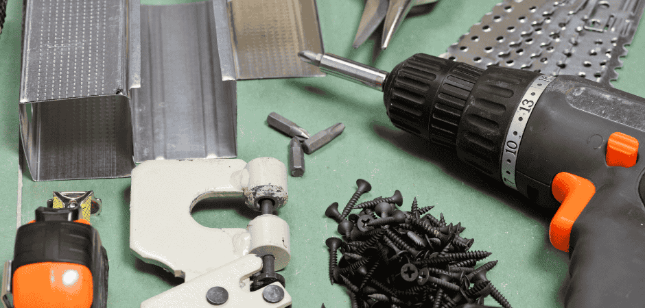 Attrezzi e strumenti per montaggio del cartongesso