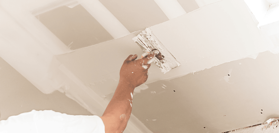 Preparazione della parete in cartongesso prima della tinteggiatura