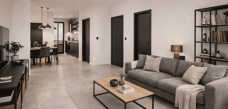 Salotto con Pareti Cloud Dancer e porte scure