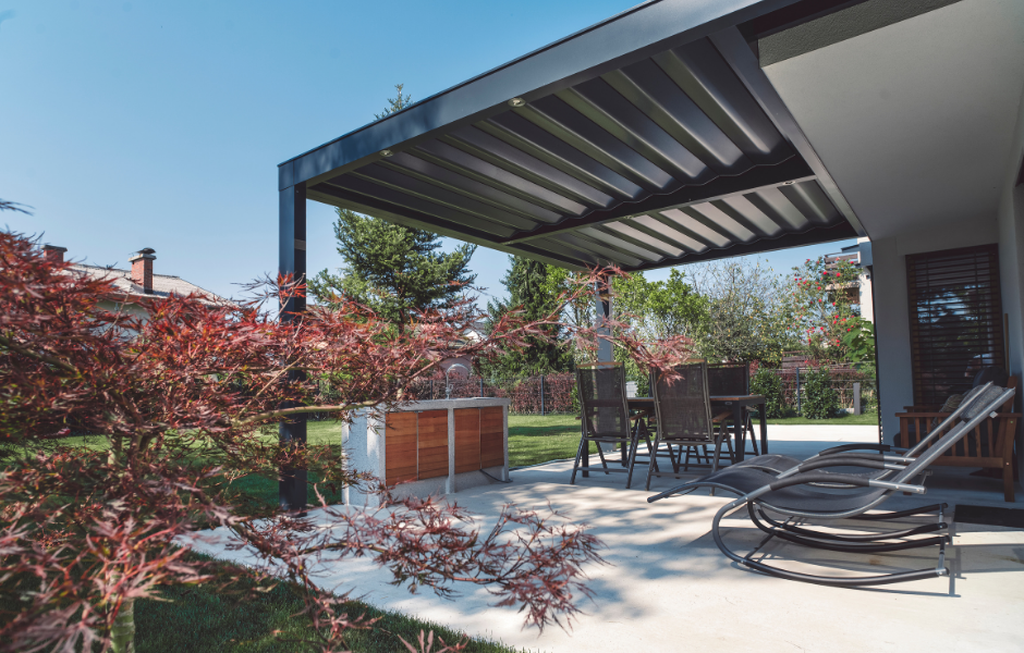 sistemazione cortile ingresso casa pavimentazione esterna